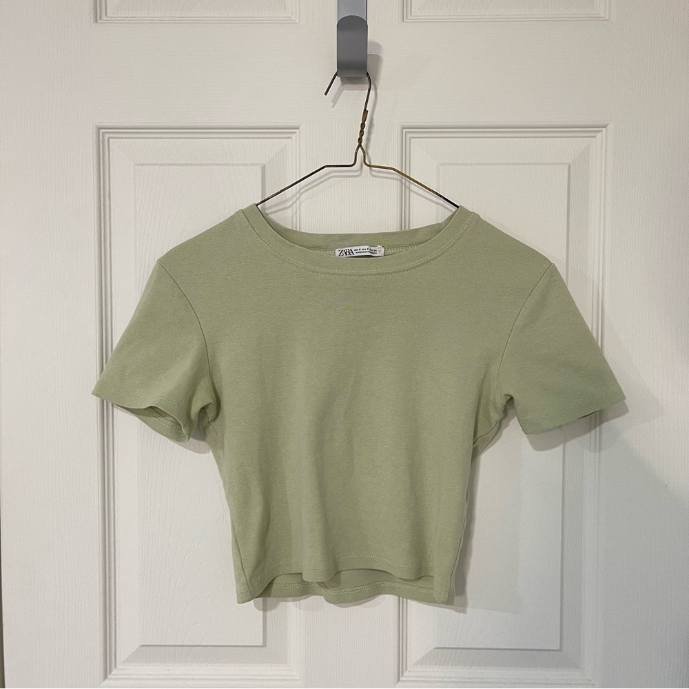ZARA Cropped T-Shirt – Sage Green – Size Small – Like New
